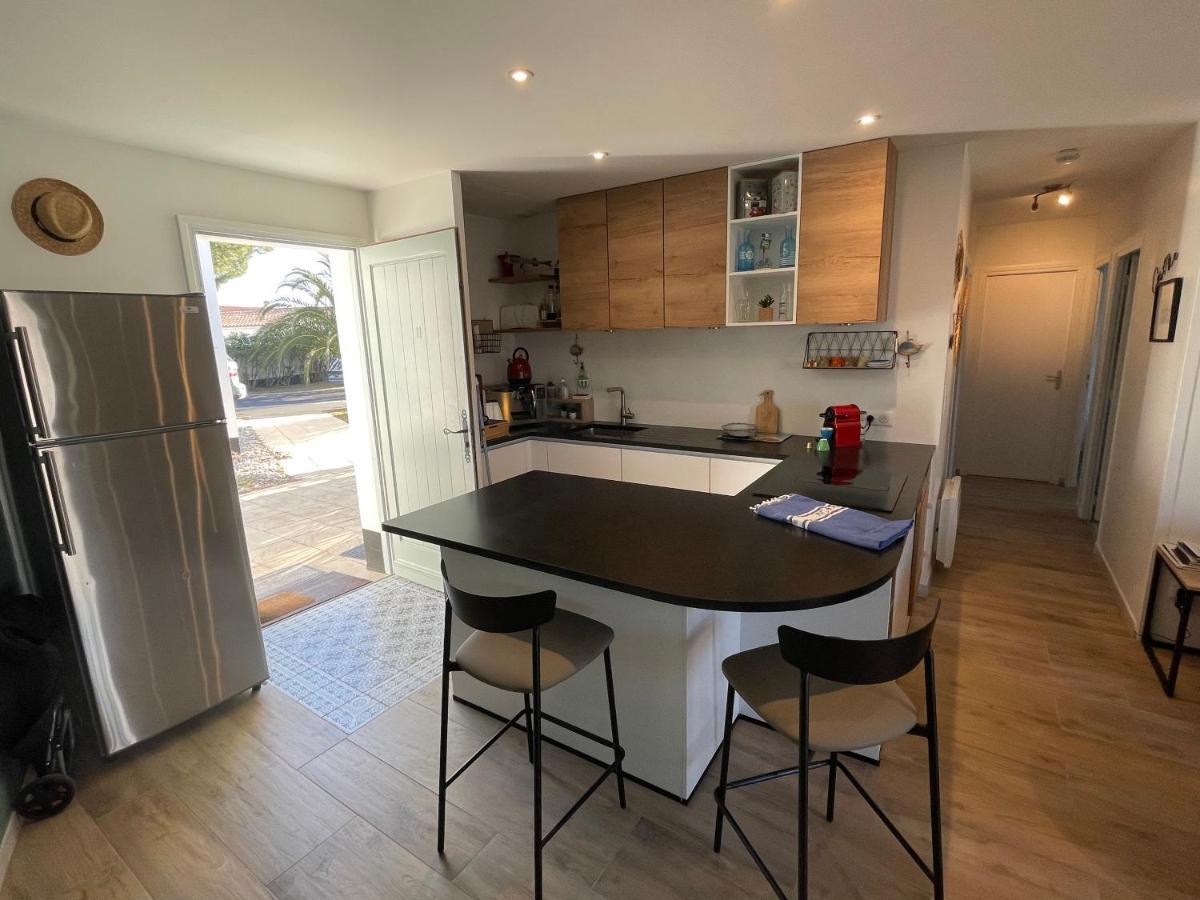 Maison Avec Spa Idealement Placee Au Bois Plage Le Bois-Plage-en-Ré Exteriör bild